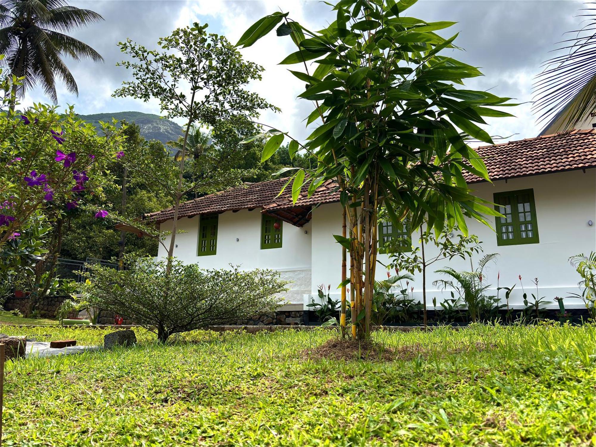 Calm Shack - 2 Bedroom-Boutique Farm Stay Munnar Exterior photo